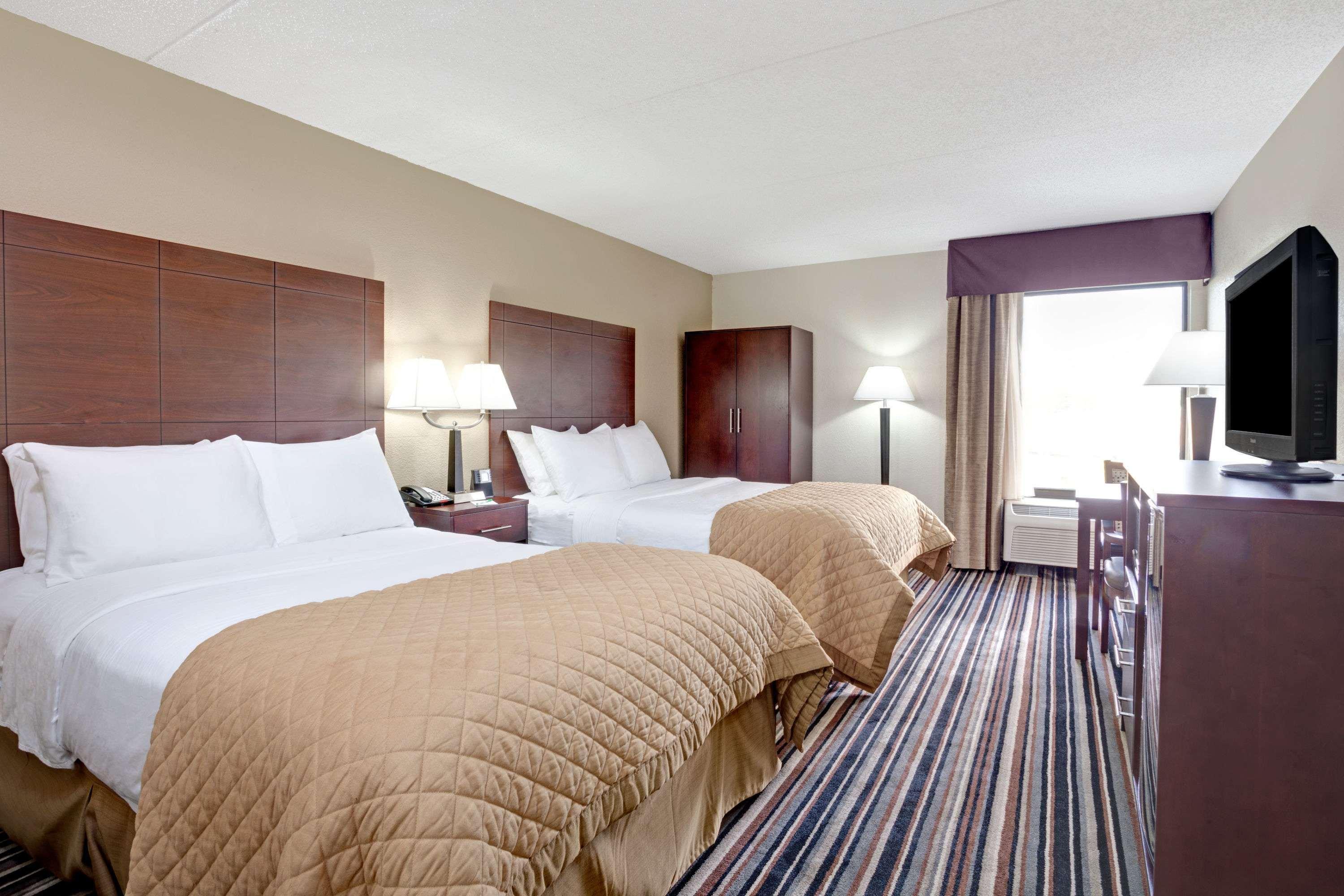 Готель Wyndham Garden Charlotte Airport Southeast Екстер'єр фото